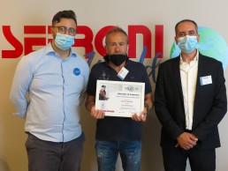 Consegna attestato corso aggiornamento professionale posa serramenti 2022