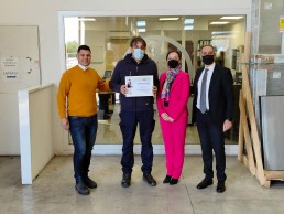 Consegna attestato corso posa certificata serramenti Posacert 2022