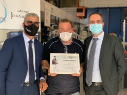 Consegna attestato corso posa per serramenti - Posacert